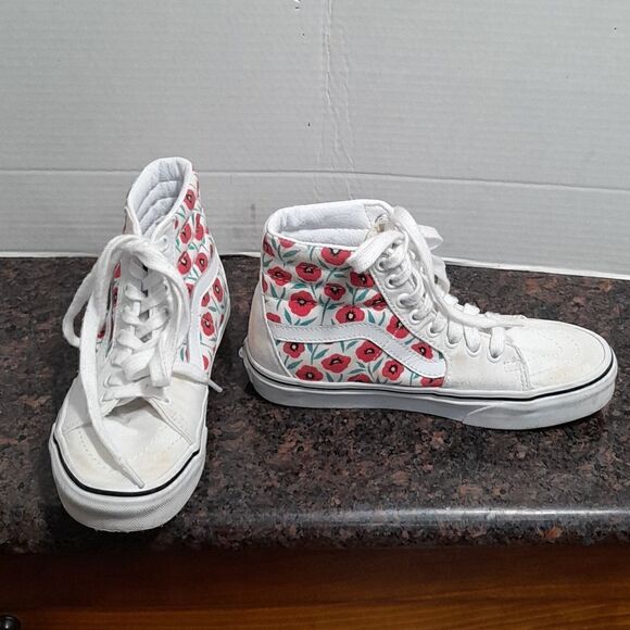 Van's "Off The Wall" Hightop Floral Sneakers...EUC - Picture 1 of 13